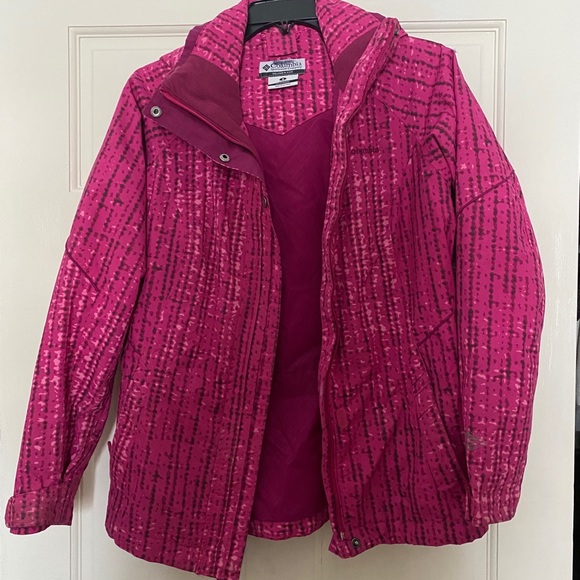 Columbia Jackets & Blazers - Pre-owned ladies Columbia Bugaboo jacket.☃️